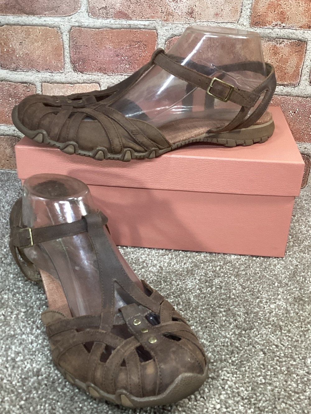 Skechers womens Caliper “ biker” brown sandals size 10